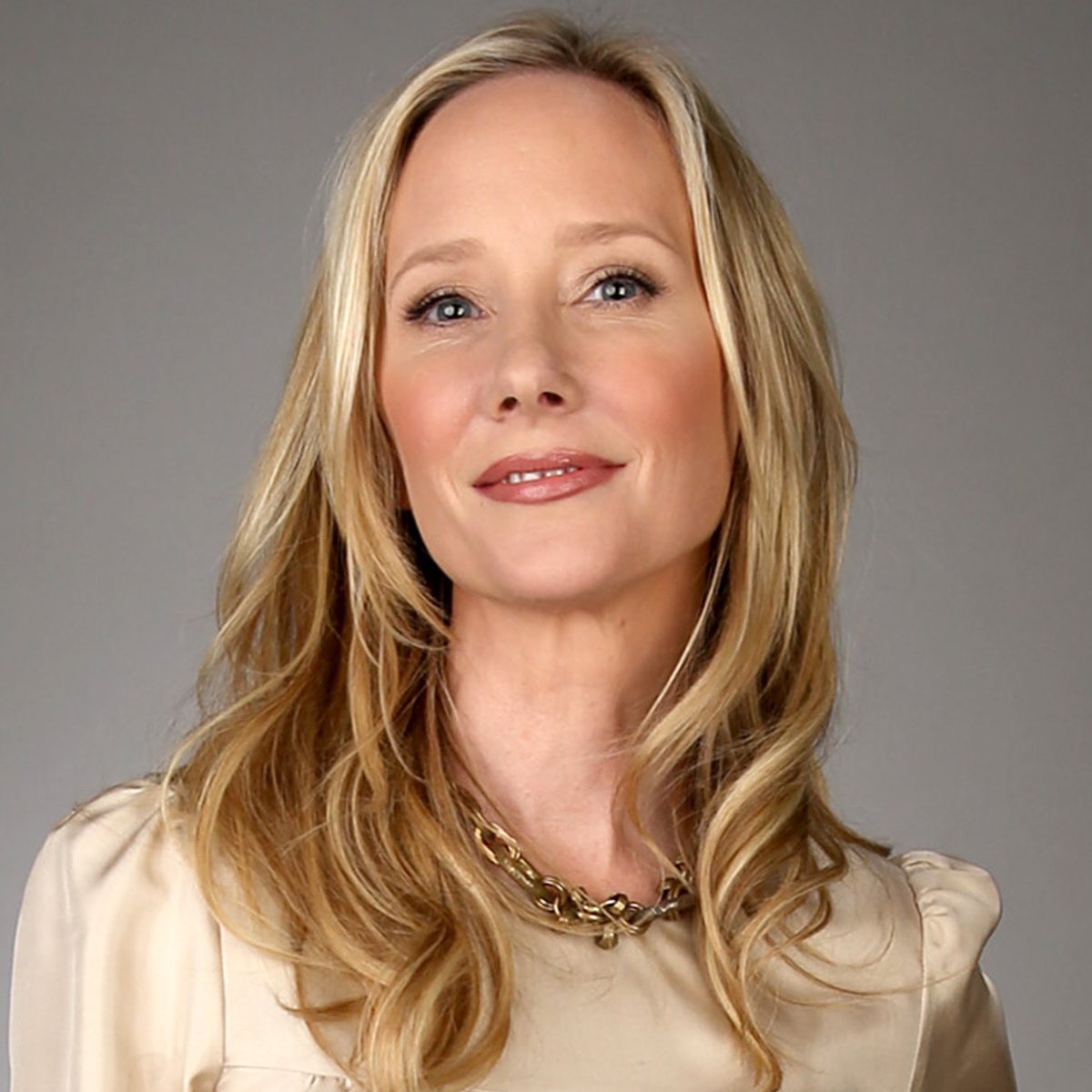A year ago today, Anne Heche passed away at the age of 53 #RIPAnneHeche instagram.com/p/Cv21iL-vCC2/…