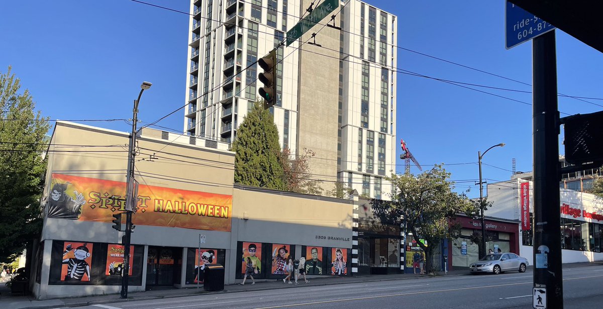 Oh FFS 😩
Someone who follows me joked about Spirit Halloween moving into S Granville weeks ago. Did they know about this?? 
How much worse does it get? Can it get worse? 
#VanRE #CommercialRE