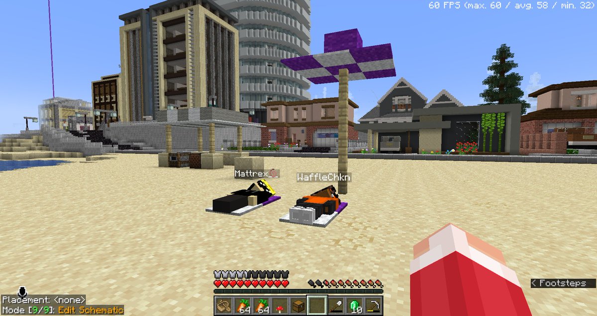 WaffleSMP_'s tweet photo. The beaches are warming up on the WaffleSMP🔥

and so are the videos coming out soon!👻😱😱 https://t.co/SSFcX9URAv