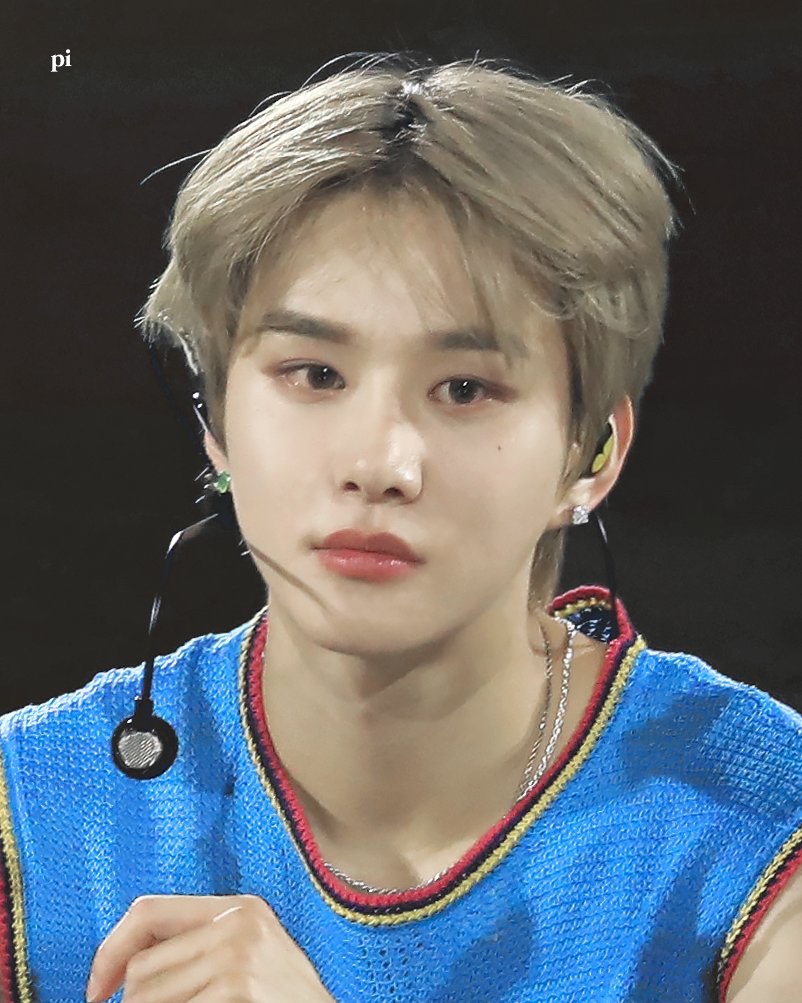 hourly jungwoo tweet media