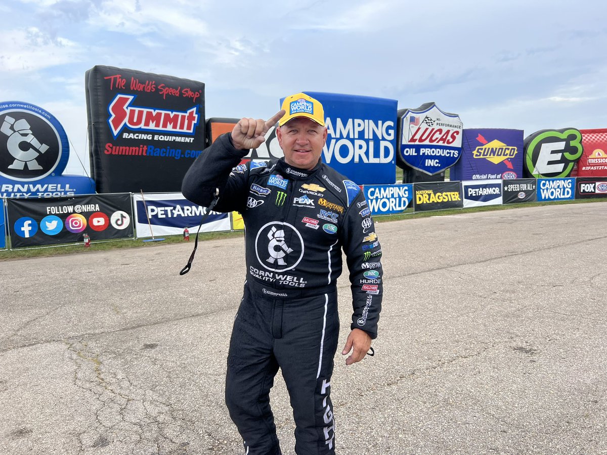 RacingProMedia's tweet photo. Hight, Torrence, and Glenn lock into No. 1 qualifier awards at the Menards NHRA Nationals
#SteveTorrence #RobertHight #DallasGlenn #Topeka #NHRA #TopQualifiers #HeartlandMotorsportsPark #HeartlandNats #Menards #Kansas #YellowHats @Menards @PetArmor
https://t.co/oCBhhkuWPV https://t.co/IXdESDT7oi