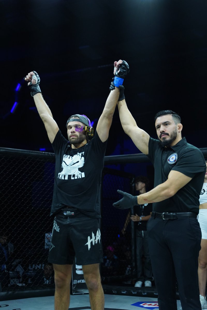 Justin Wetzell moves to Finals Dec. 4th
#UFL3