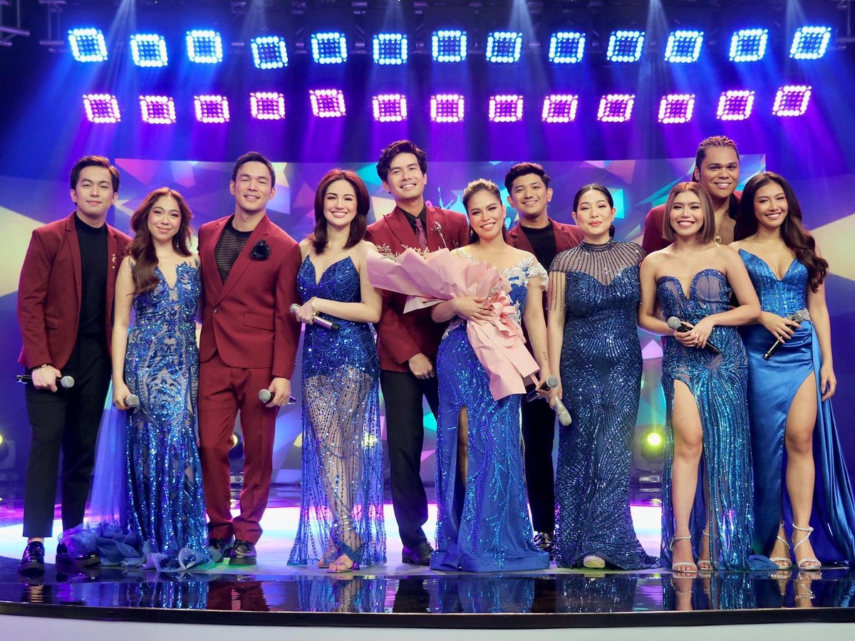 All out na all out sa @alloutsundays7 ! 🥳

@GarrettBoldenjr @jeremiah_tiangco @stellajero_ @mayangosabel @iammarkbautista @MyJaps @xtianbautista @hannahprecillas @missritadaniela @_IamRealJessica @theaastley 

#AOSPasukanNa #AllOutSundays #AllOutSundaysMajesty #SB19Stell