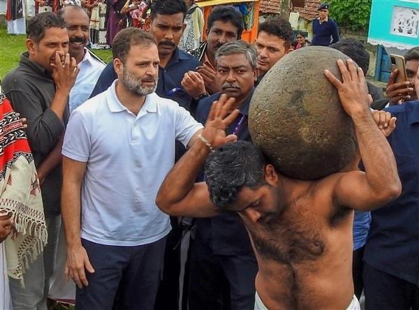 SikandDipali's tweet photo. Hosted Rahul Gandhi at @MindEscapes. Discussed MSMEs, ideation, collaboration with KPMG, Leadcap & more. Then explored the Todas' unique culture in Nilgiris. Inspiring day filled with innovation & tradition! #MindEscapes #NilgirisExperience https://t.co/OUZGm0izx4