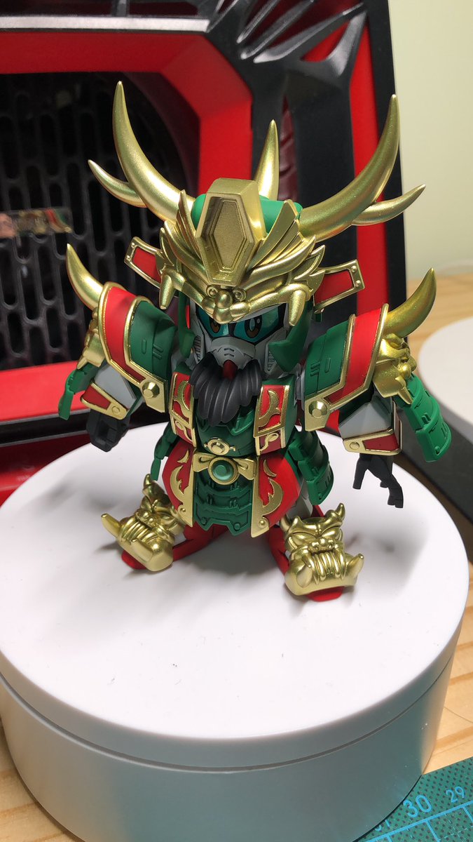 CapetaChung's tweet photo. ワンフェス後の1週間休憩。古いガンプラなんとなく完成しました。SD三国傳関羽です。次のワンフェスのためにまだ頑張ります。 https://t.co/Tq5q1zJmGA