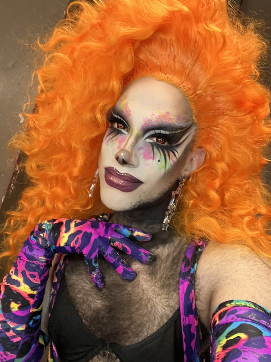 EvahDestruction's tweet photo. She was painted for an Austin Pride gig tonight I fear 🫣🤭 https://t.co/pAelmdXy7A