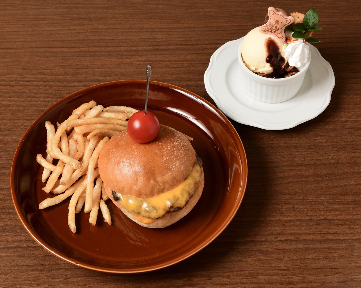 burgerbrothersz's tweet photo. お盆休みもBAYSIDE BASEで特別なひとときを✨ 家族・友人との時間を当店のハンバーガーやタコスで彩ります🍔🌮 限定お盆メニューや新商品も!安全・清潔な空間で心温まる体験をお届け。この夏の思い出に、ぜひ当店を🌟
#BAYSIDEBASE #お盆休み #お出かけ #食事 #家族 #デート #おすすめ #子連れ https://t.co/CmMzq1BUPX