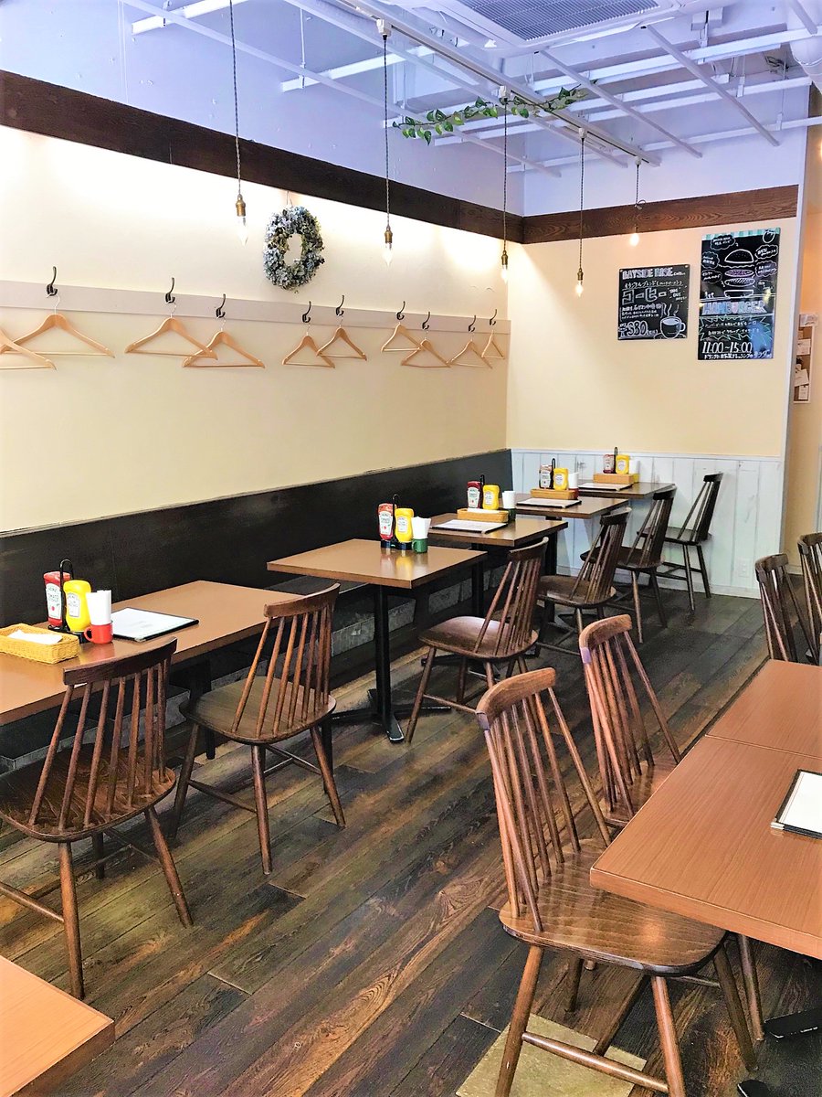 burgerbrothersz's tweet photo. お盆休みもBAYSIDE BASEで特別なひとときを✨ 家族・友人との時間を当店のハンバーガーやタコスで彩ります🍔🌮 限定お盆メニューや新商品も!安全・清潔な空間で心温まる体験をお届け。この夏の思い出に、ぜひ当店を🌟
#BAYSIDEBASE #お盆休み #お出かけ #食事 #家族 #デート #おすすめ #子連れ https://t.co/CmMzq1BUPX