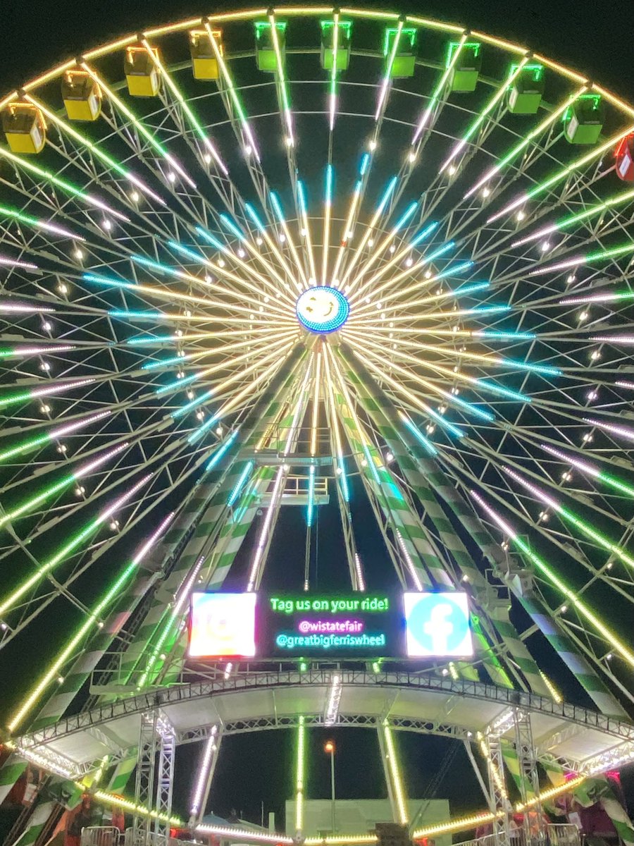 MikeThrondsen's tweet image. Good night from the #WIStateFair. Until the next time around!