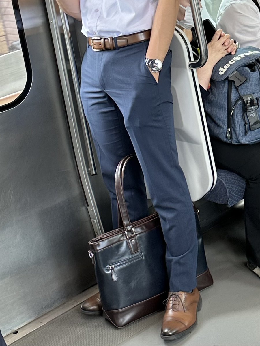 ManSuitLover's tweet photo. モ ッ コ リ リ-マ ン t.coaskVFj7SX1.