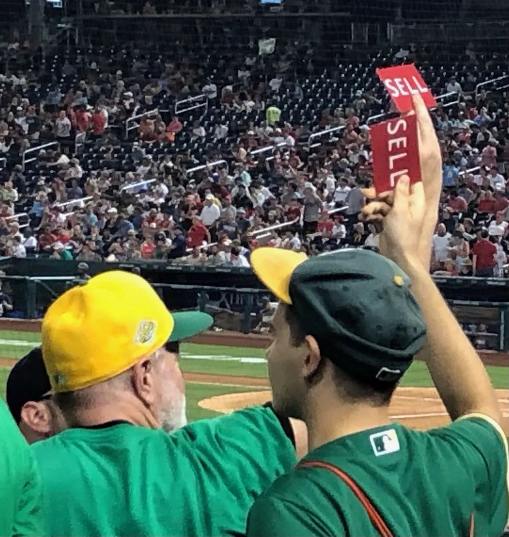 jeanquan's tweet image. Good article and #nationalcoverage of the #SellTheTeam movement at #WashingtonNationals in #USAToday 
#AthleticsBelonginOakland
#FisherOut