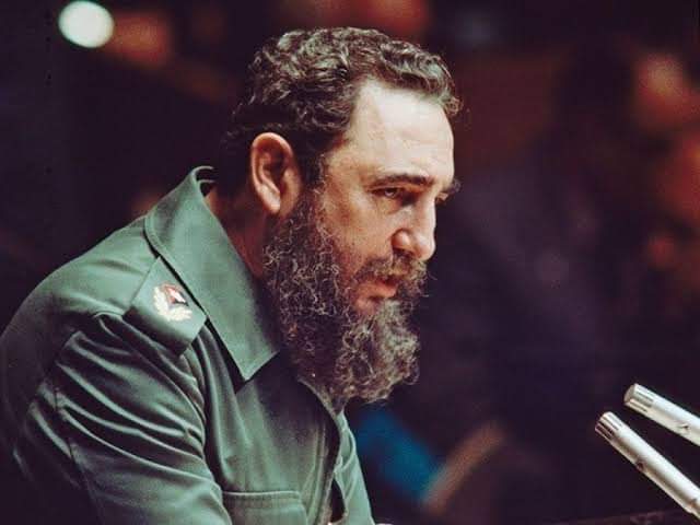 জন্মদিনে শ্রদ্ধা।।
Long Live Fidel Castro Ruz ✊🏽