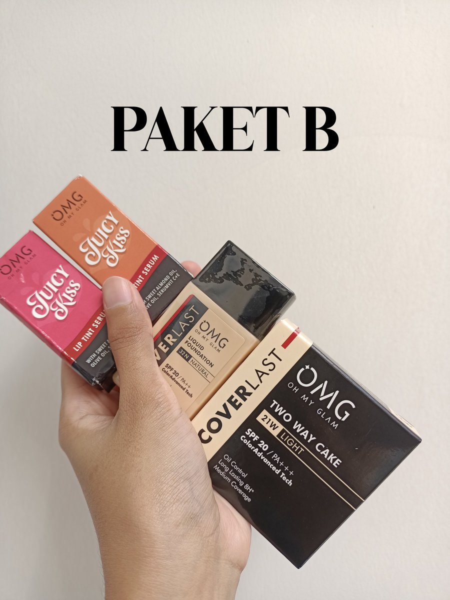 nadiraspace's tweet image. #GIVEAWAY lagi yuk!!!
Hadiah untuk 2 orang pemenang!
1. Paket A : OMG Socialite Lip Cream (shade 16, 17, 18)
2. Paket B : OMG Foundie, TWC, + 2 lip tint.

Rules :
1. Follow @nadiraspace
2. RT &amp;amp; ❤️ tweet ini
3. RT &amp;amp; ❤️ pinned tweet (jika berkenan)
4. Rep mau paket apa + domisili