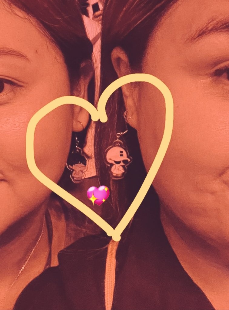 ADGloss939's tweet photo. we manifested Tony Montana and it came true!! whooh!! its been a week pero kilig pa din!🥰 🖤💛
#SUGA_AgustD_TOUR_the_Final_Day02  #TonyMontana #MinYoongi #ParkJimin @estreIIart https://t.co/h0HUptZkxO