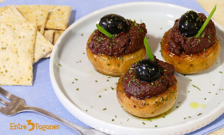 inmamim's tweet photo. 🍄 Champiñones a la Plancha Rellenos de Tapenade 🍄
😍Un aperitivo gourmet excelente 😍

👉RECETA EN EL BLOG 👉 https://t.co/0UO3xbgGXa

👉YOUTUBE 👉 https://t.co/rz21xtX5mR

#entre3fogones #tapenade #patédeaceitunas  #aperitivosgourmet #aperitivossaludables
#champiñones https://t.co/HEmygXCefx