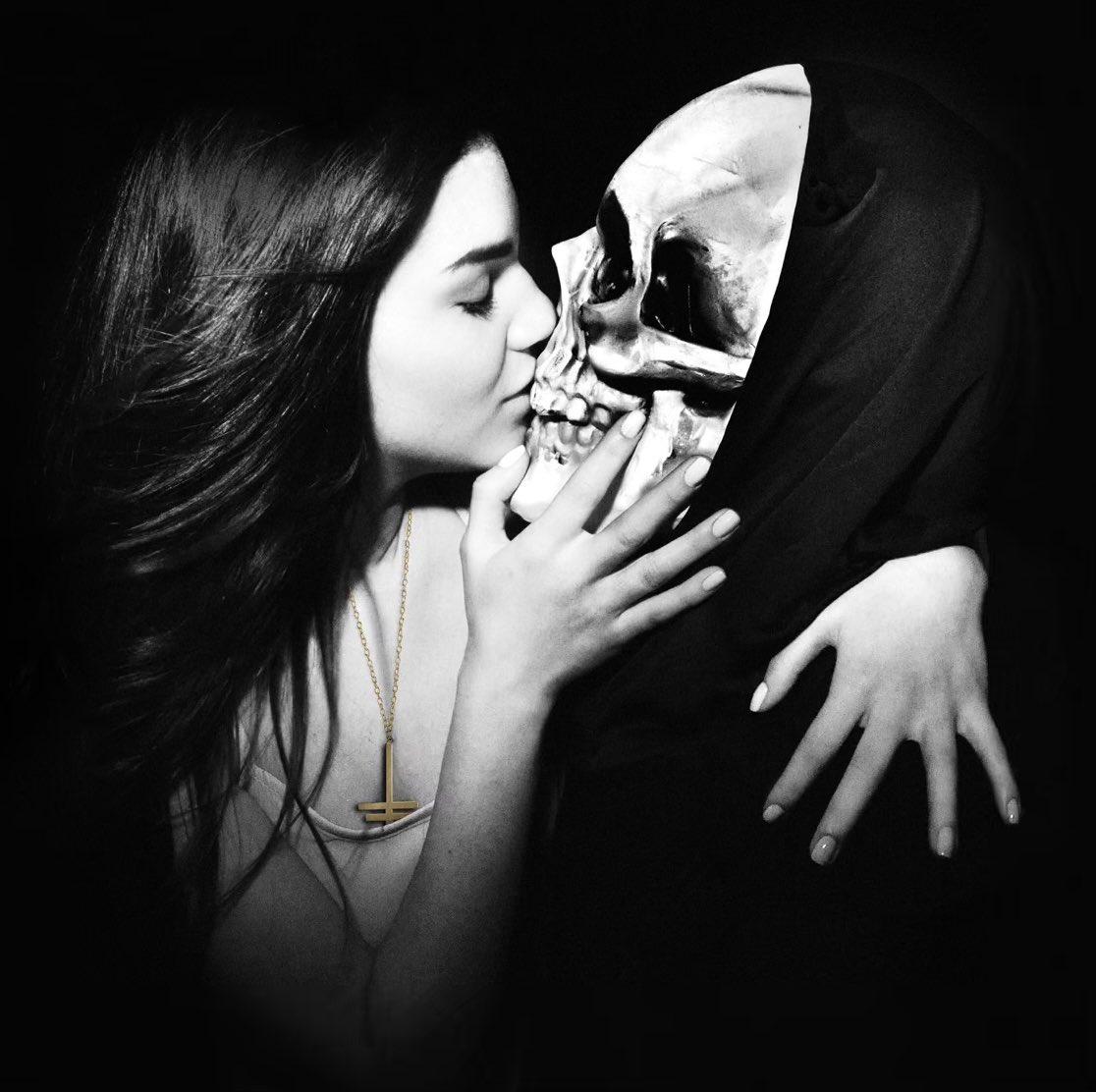Twitching Tongues tweet media