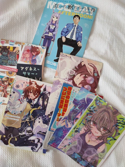 ウマ娘とブルアカのあたりうろついてました…名刺も何もないので買うだけ買って逃げ帰りました…時間遅くて売り切れもあって涙