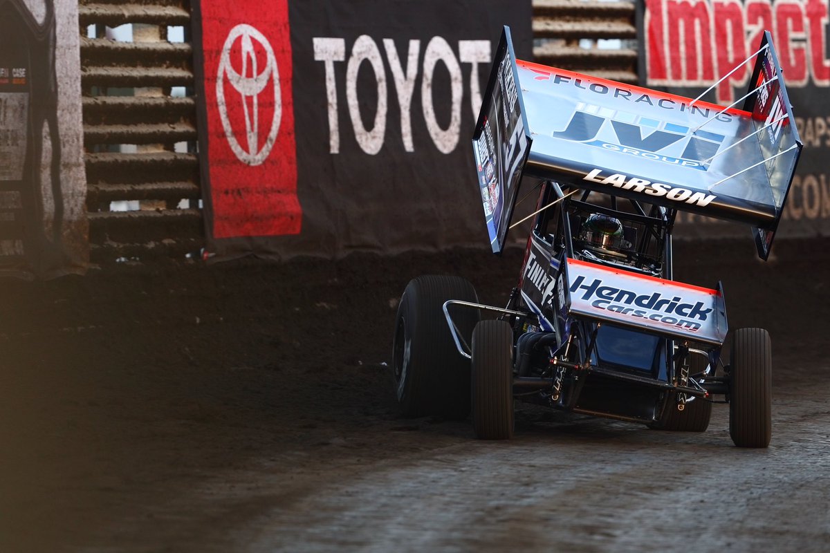 World of Outlaws tweet media
