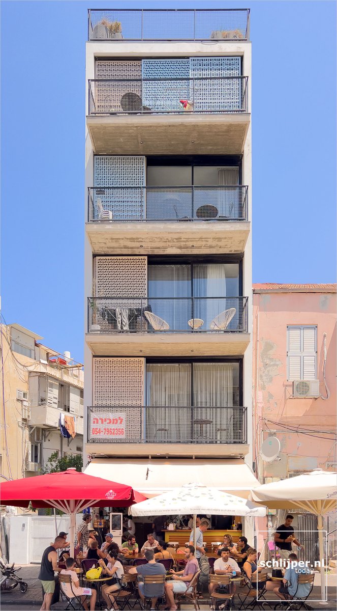 schlijperisrael's tweet photo. Where: Tel Aviv, Rambam
When: 11 08 2023 11:58
What: #narrowbuilding #architectureTLV https://t.co/TIVCSKChK5
