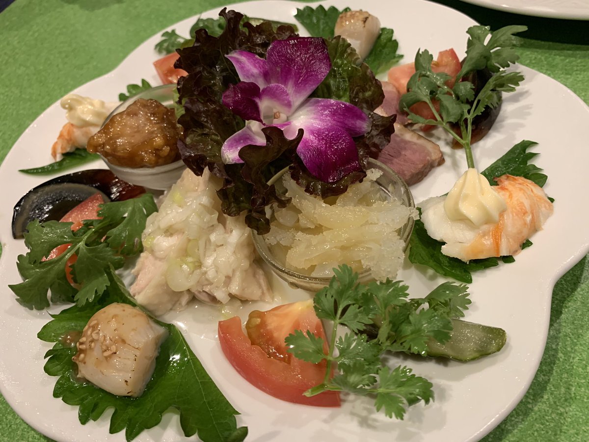 HIROCK51292117's tweet photo. 三宮で飲んでます🥳 https://t.co/c9FH8B0d0G