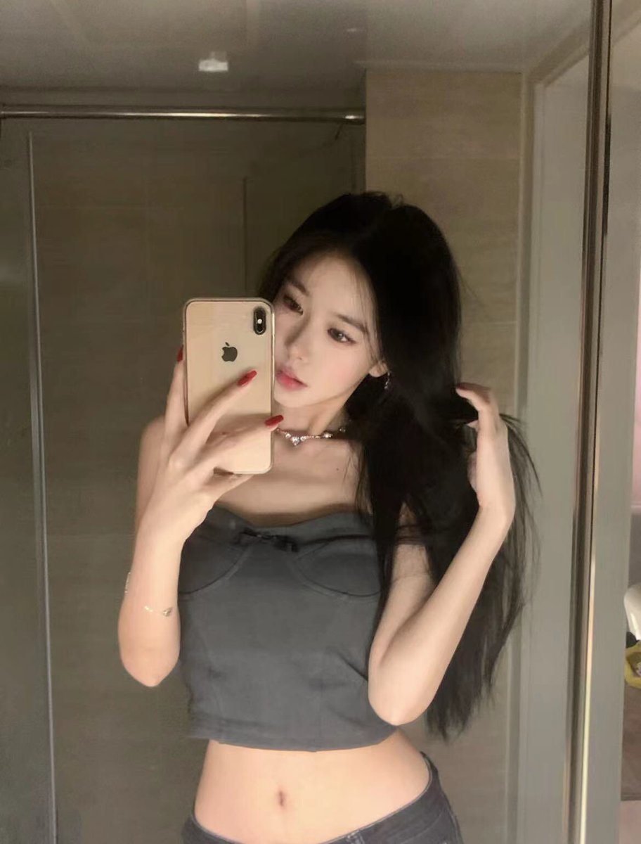 PopeMinaj's tweet photo. Q:2228553737
#上海
🍃
#上海长宁 https://t.co/RMHeWg4U5q