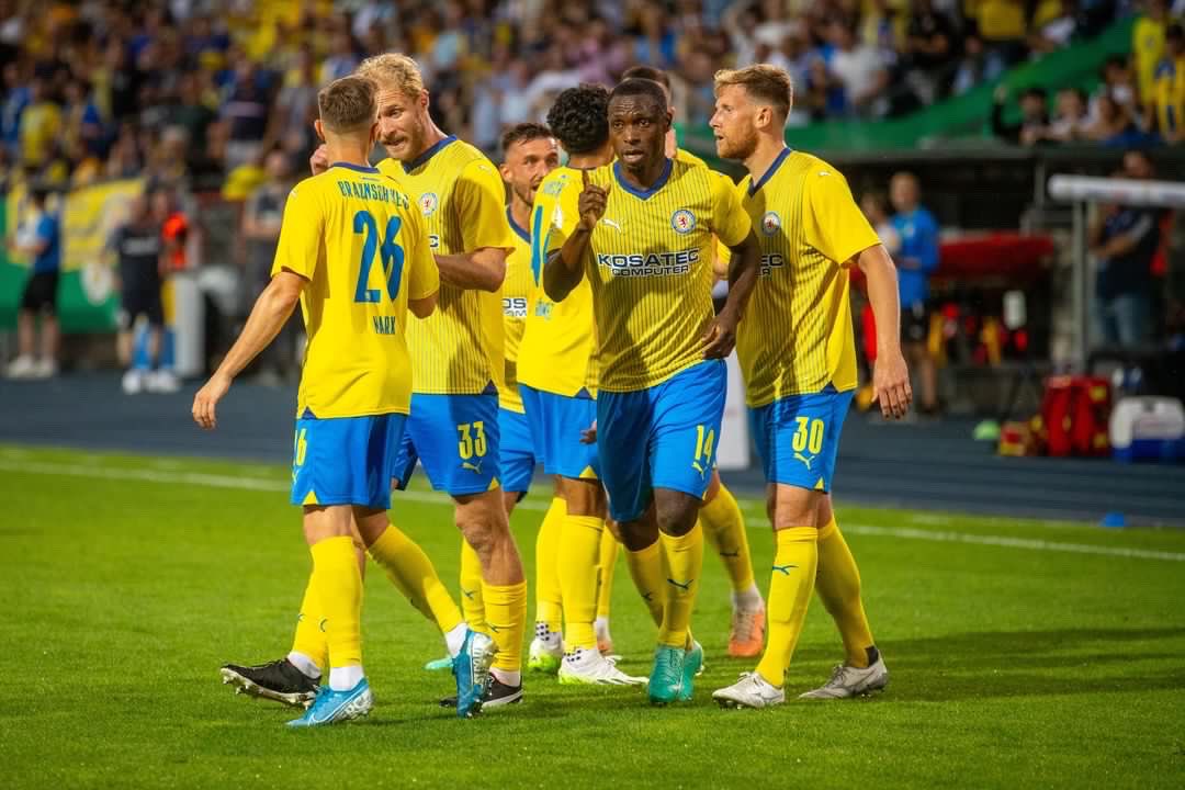 Anthony Ujah tweet media