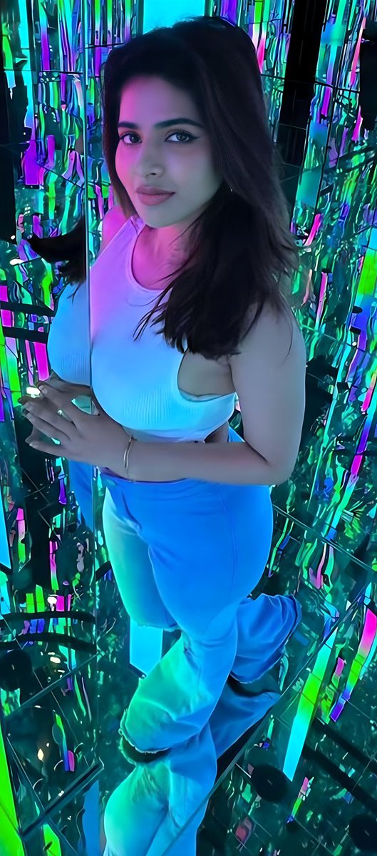 3306jack's tweet photo. I Got So Hard That Muslim My Coworker Noticed My Bulge Now She Is Teasing Me 
Thanks You To Malaii Ice'ehhh🥵🤌🏻 https://t.co/Yjqu29GKMu