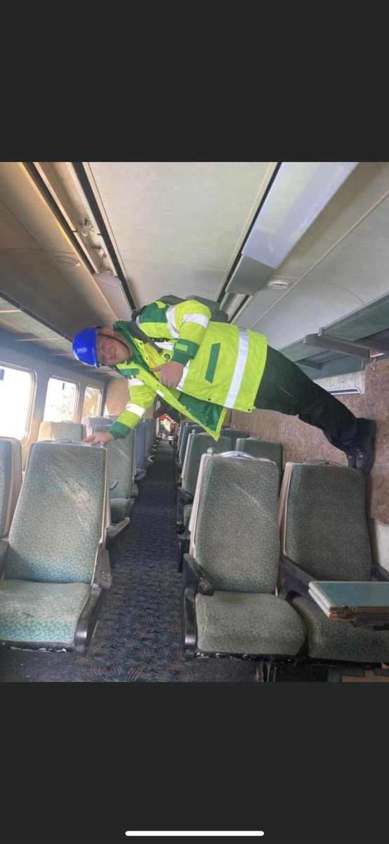 beth_SJA's tweet image. Happy #InternationalYouthDay2023 

Recently I’ve attended the #IBTPHEM mass casualty training to support the training of future critical care, the slanted train really put our skills to the test and it gave me some valuable experience working alongside multiple agencies. #Youth