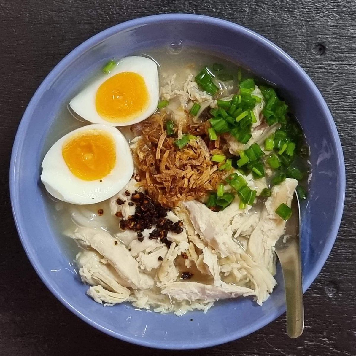 big_kiattichai's tweet image. รบกวนเพื่อนๆช่วยรีทวีตหน่อยนะครับ 
ผมโดนคดี112 4 คดี,คดีอื่นรวมเป็น 11 คดี 

รบกวนเพื่อน ๆ สนับสนุนด้วยการซื้อ
"หมูยอ" กินคู่กับก๋วยจั๊บ
 ชิ้นเล็ก 45 บาท ชิ้นใหญ่ 185 บาท

“ก๋วยจั๊บญวน” 
ซองละ 40 บาท ค่าส่งเริ่มต้น 50 

สามารถสนับสนุนโดยตรงได้ที่ 
0108802049
เบอร์บัญชี
กสิกร…