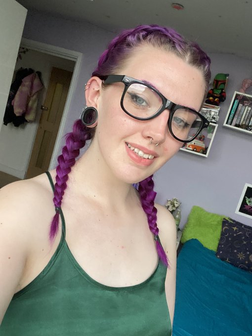 nerd🤓 https://t.co/3vowpygS8Z