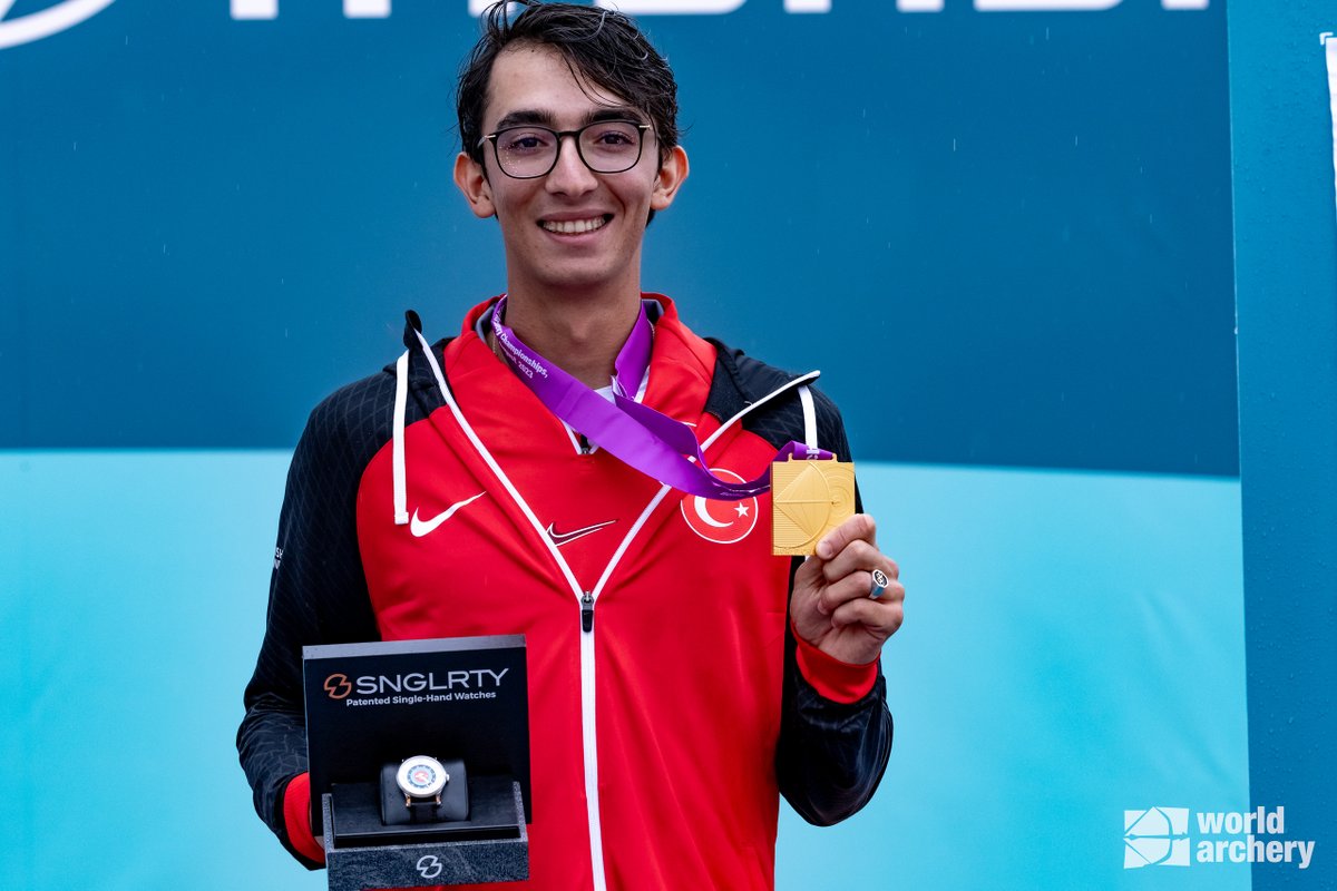 Your new <a href="/WorldArchery/">World Archery</a> Champions and the FIRST people to receive a brand-new exclusive Archery Edition <a href="/SnglrtyWatch/">SNGLRTY</a>. ⌚

#WorldArchery #Archery