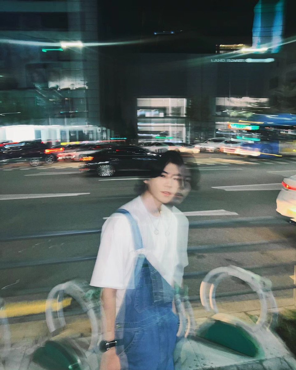 keitaracha's tweet photo. — 230813 dohwan_kil_826 IG POST

"city night🌃"

#dohwan #도환 #dohwan_kil_826 https://t.co/nxJHmMGGnL
