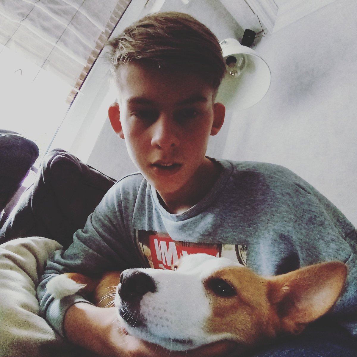 Ich wünsche euch allen einen schönen restlichen Sonntag! 
Passt auf euch auf!