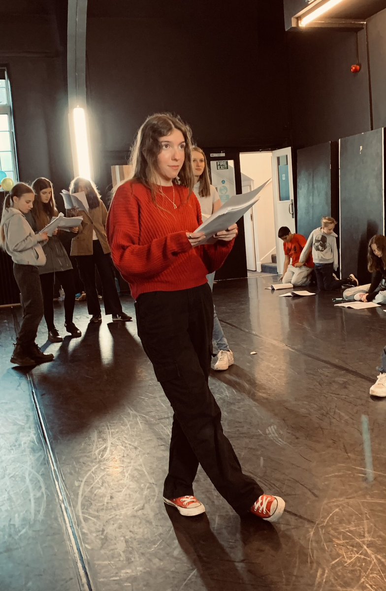 DramaQueens tweet media