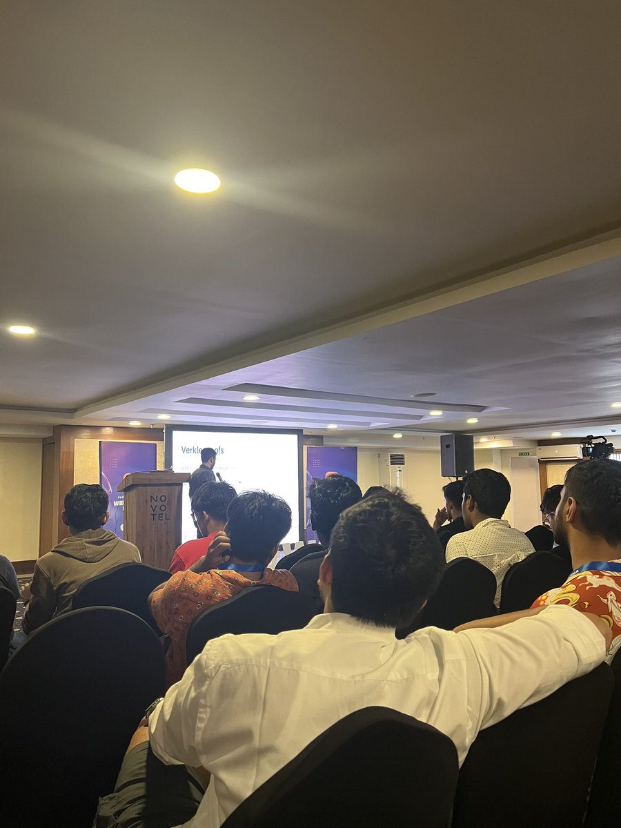 insiyahsk's tweet photo. Day 2 done right ✅

@web3conf_india 

#web3conf #Web3ConfGoa  #Web3ConfIndia  #womeninweb3 #web3inIndia https://t.co/0s5Rh0AvKX