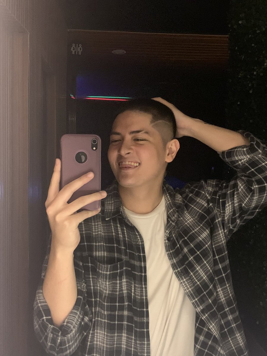 I’m a good, bad boy… Siri, play OMG by NewJeans 😂