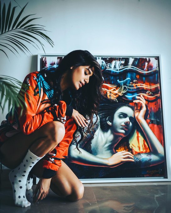 She is a wild tangled forest with temple &amp; treasures concealed within.. #sundayvibes https://t.co/fK<a href="/tag/sundayvibes"class="tags"><span>#sundayvibes</span></a>