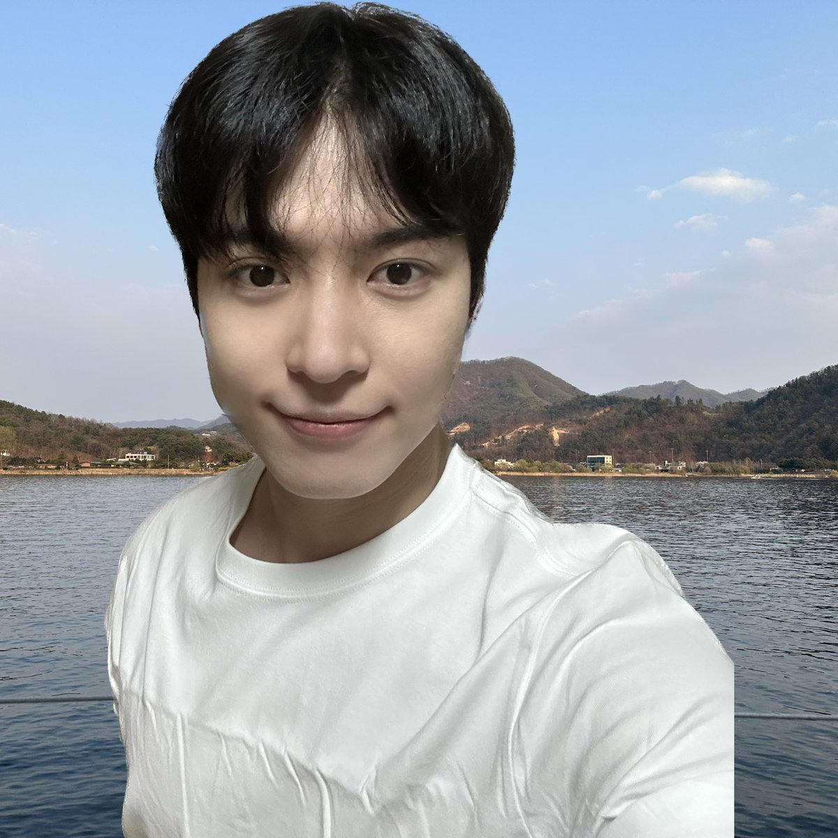 OmegaX_members's tweet photo. [#OX]

happy sunday🫶

#OMEGA_X #오메가엑스
#휘찬 #HWICHAN https://t.co/GKIPQkO3gB