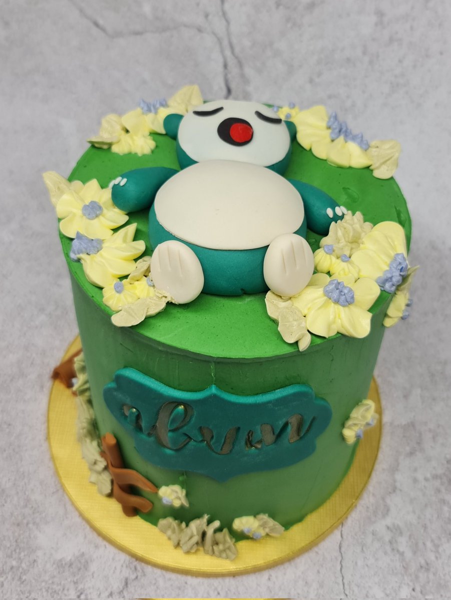sylphid187's tweet photo. Cake 2 of 3
Snorlax cake!! ^u^ This and Prinplup were ordered by fam members as a pair :)
#cakesph #cake #pokemon #snorlax #cakesph https://t.co/qUsIpYXcDg