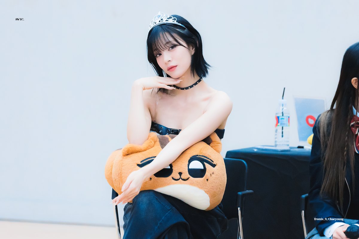 sw_chaeyoung's tweet photo. #프로미스나인 #이채영 #fromis_9 https://t.co/rpPTkZ06Wd