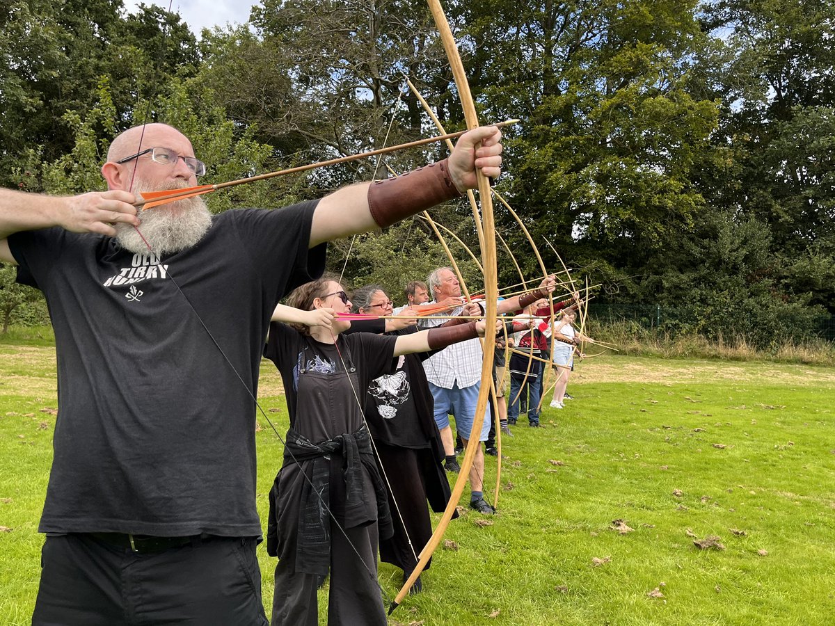 AeonsEras's tweet photo. We had loads of fun yesterday at the Experiences Open Day, arrows, axes and Wild West shooting #timealive https://t.co/xiAIYhnXzq
