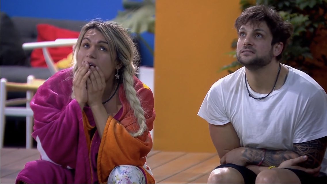 lacomadritaof_'s tweet photo. Le llevaron una sorpresa a Wendy y Nicola #LaCasaDeLosFamososMx https://t.co/RaEfSK8f2r