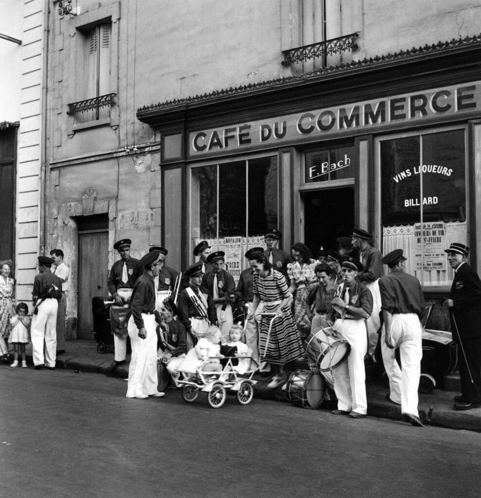 Robert Doisneau,L’Orchestra, Epernon,1950