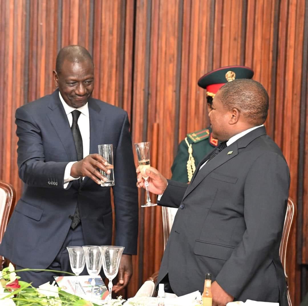 SUMMARY OF PRESIDENTRUTO'S VISIT TO MOZAMBIQUE:

1. Called for the opening of African borders to enhance trade and to spur economic growth.

2. Endorsed reciprocal recognition of driving licences, a move that will allow citizens of both countries to use their licences both in