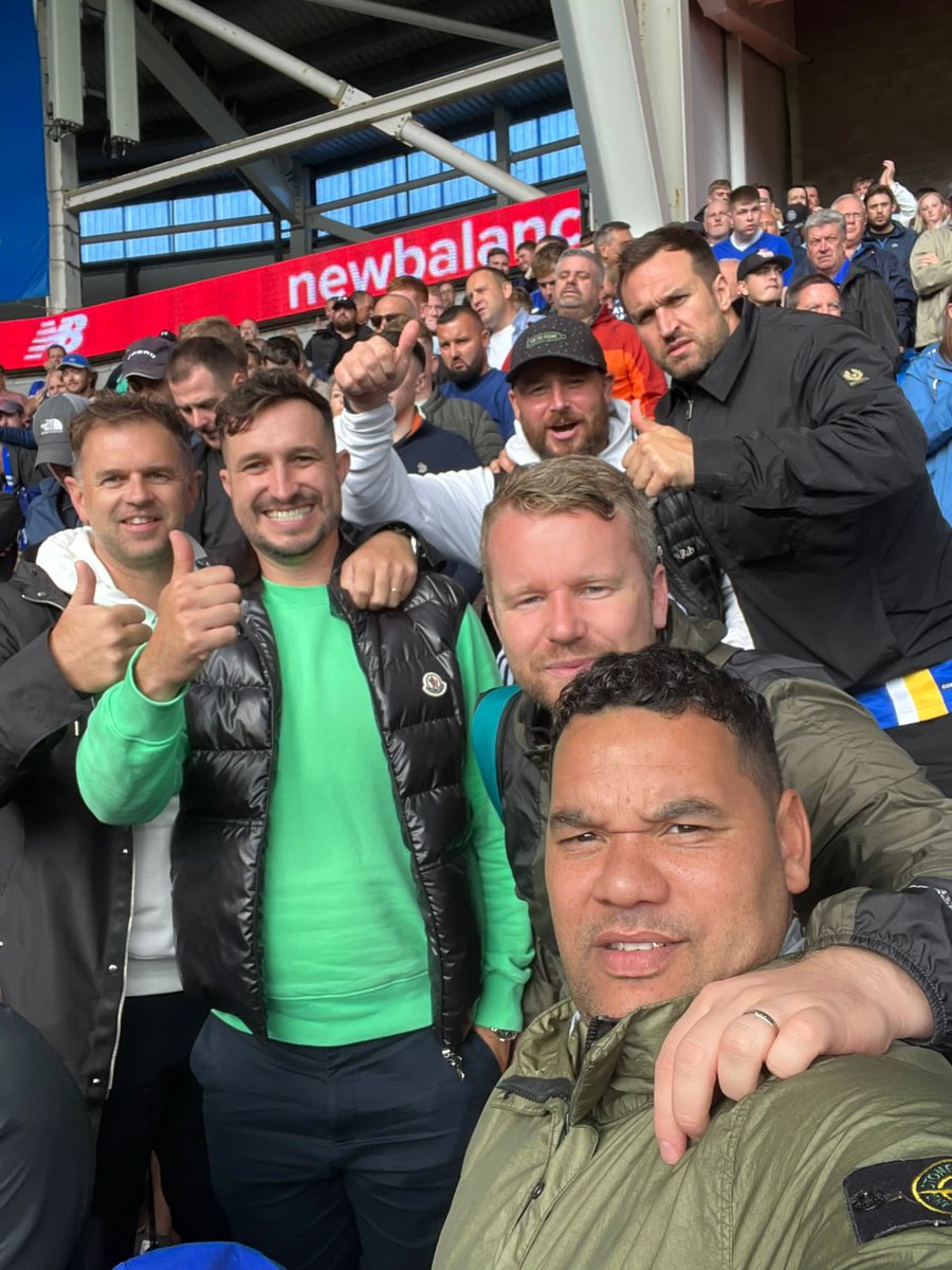ShamblesFC365's tweet photo. @ShamblesFC365 at @CardiffCityFC …. Half time sweets only thing worth reporting 🤪 ⚽️ 🍻 🍭 

#Liveforthemadrisdiefortheshambles https://t.co/6MXkLEHRsf
