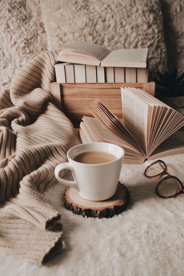 DevvReads's tweet image. hey #booktwt I'm not new to booktwt but looking for more moots 🫶🏼

• sydney &amp;amp; 24 years young (18+ pls) 
• fantasy &amp;amp;romance, but open to any
• the inheritance games, zodiac academy, starfish 
•other interests: gaming, coffee, cats, making new friends

interact to be moots ❤️‍🔥