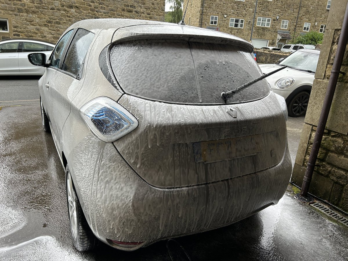 EV Man UK tweet media