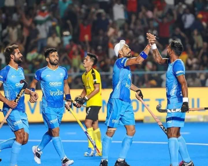 Humhongekamyab1's tweet photo. India has won the Asian Champions Trophy 2023 title in hockey by defeating Malaysia 4-3 in the final.

Well done #TeamIndia 👍
Congratulations. 🇮🇳🇮🇳🇮🇳 https://t.co/DKsvBXT77n