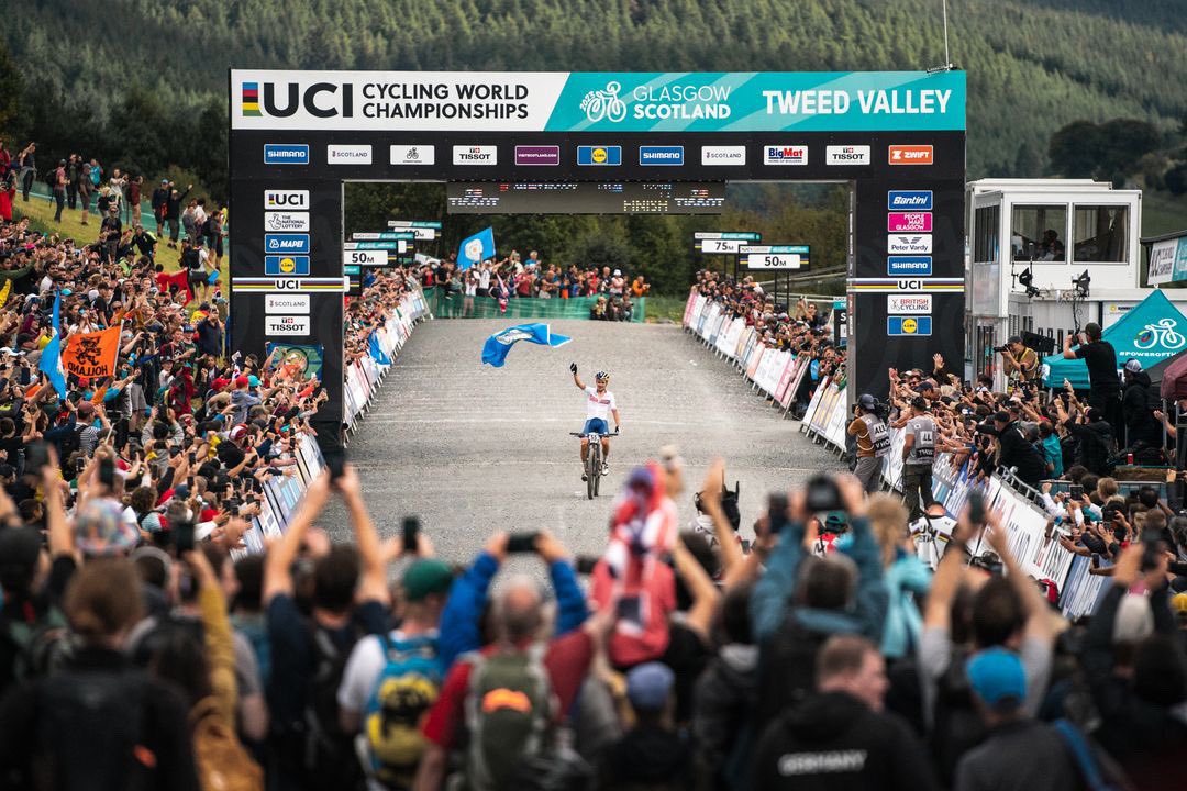 Tom Pidcock (@tompidcock) on Twitter photo This was special. So special! Thank you everyone! World champion! 🌈!! This was special. So special! Thank you everyone! World champion! 🌈!!