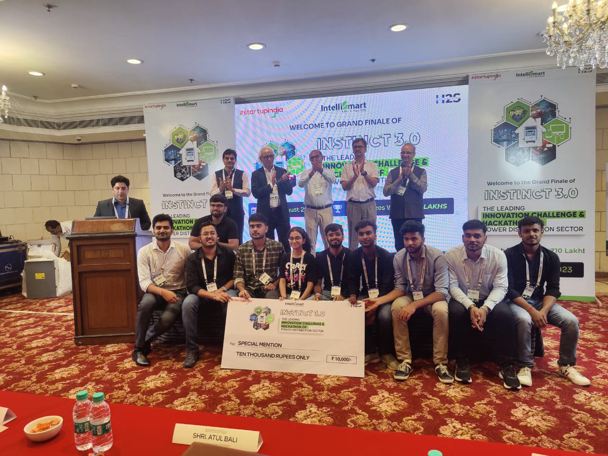 Intelli_Smart's tweet photo. INSTINCT 3.0 Finale Awards 🏆

🎁 Meet the winners of the 'Out of the Box' award

🌟 Team Brainstorm Brigade
🌟 Team Silicon Savvy
🌟 Team Techno Tuners
🌟 Team Revsolution
🌟 Team Scriptogen
🌟 Team Blockcoders
🌟 Team Effinland IP
🌟 Team Grossky Product
🌟 Team Mesonlabs
🌟 The Unknowns

The hard work, dedication, and problem-solving skills of these teams did not go unnoticed at the grand finale. Congratulations to all the teams and we look forward to witnessing their future achievements!

#INSTINCT #Hackathon #innovation #InnovationForEveryone #startup #FINALE